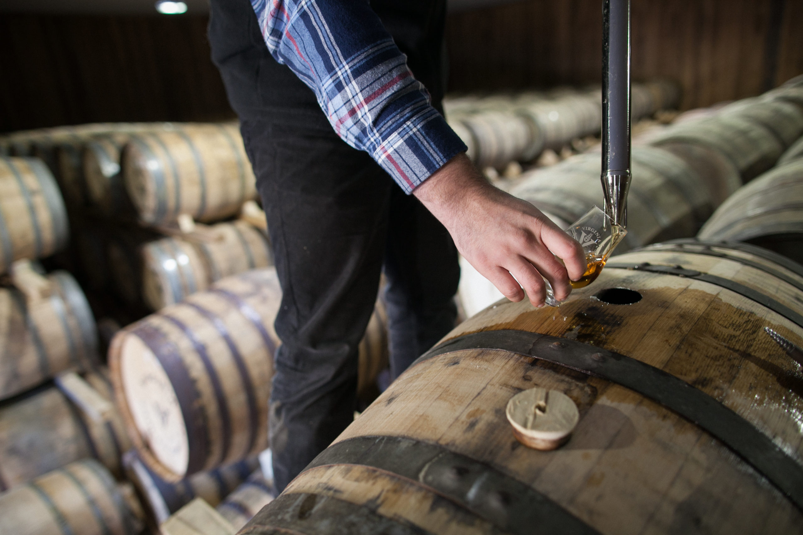 Cách bảo quản rượu gỗ sồi bạn nên biết