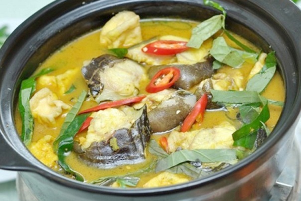 Cá Chình om chuối đậu