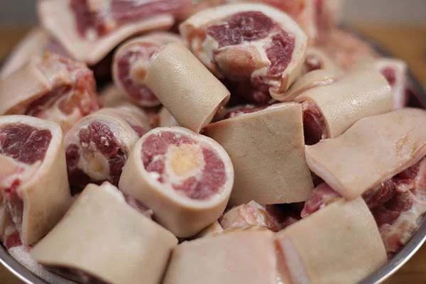 Cách sơ chế đuôi bò